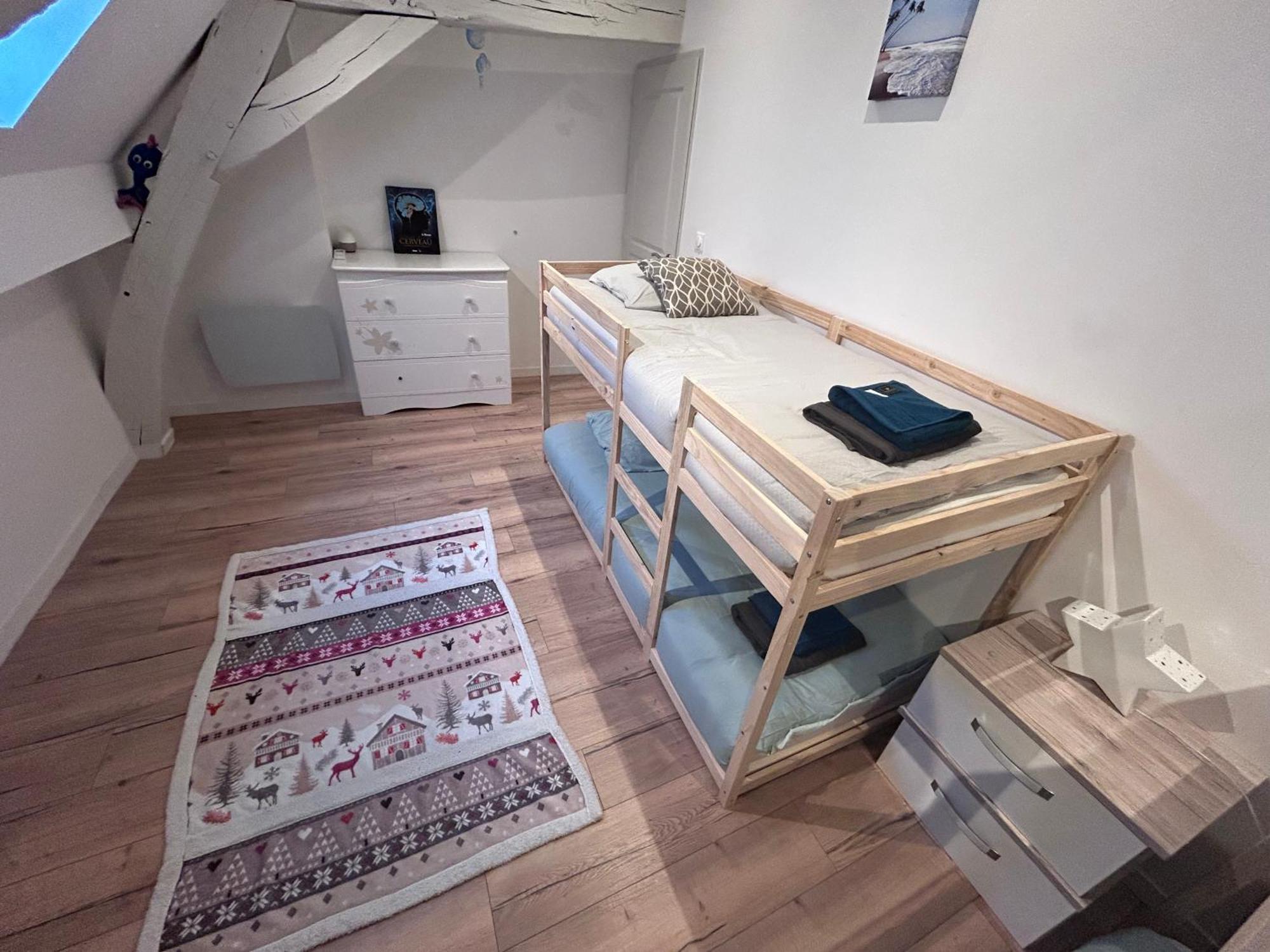 La Chambre Des Petits Voyageurs Sennecey-les-Dijon Luaran gambar